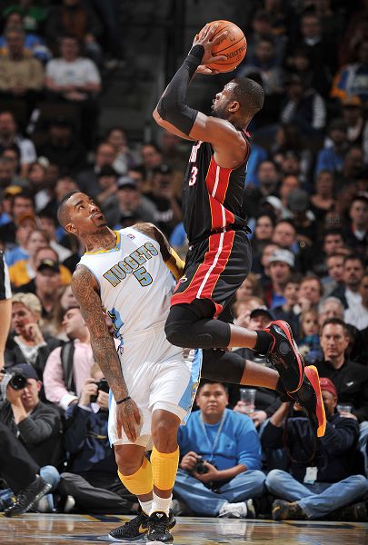 赛场上的争 赛场上的争