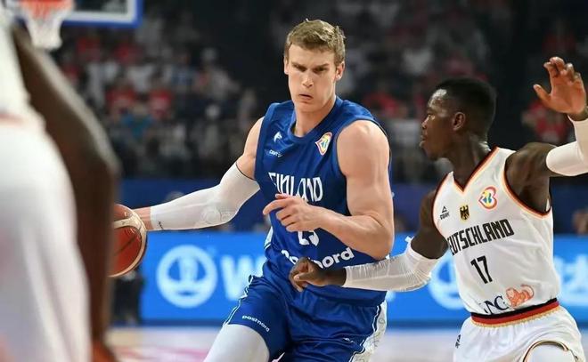 洲足球的平 洲足球的平