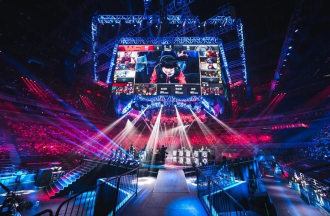 尤浩在吊环 尤浩在吊环